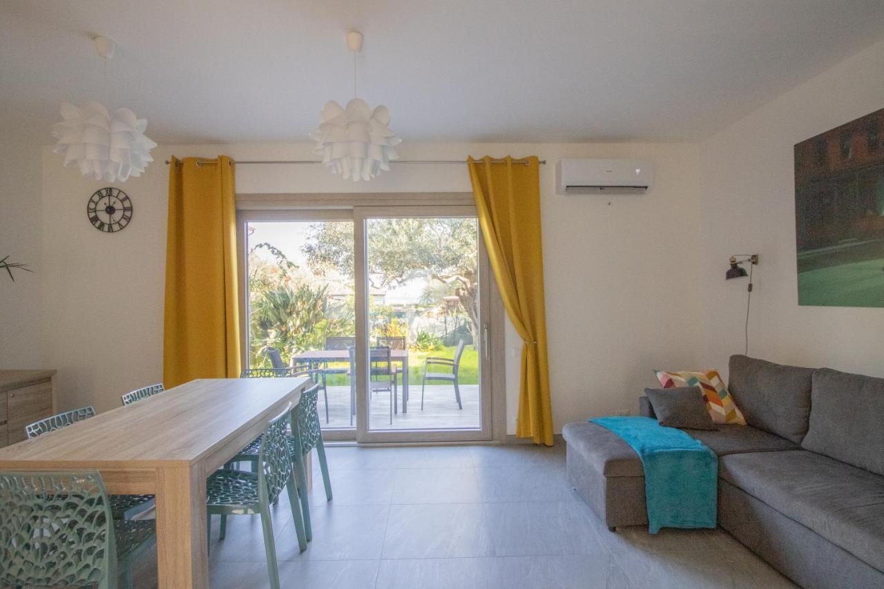 Domek Villa A 100Mt Dalla Spiaggia 카포텔라 외부 사진